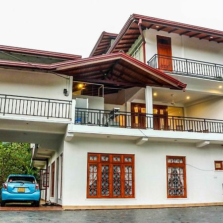 Vin Roma Inn Kandy Buitenkant foto