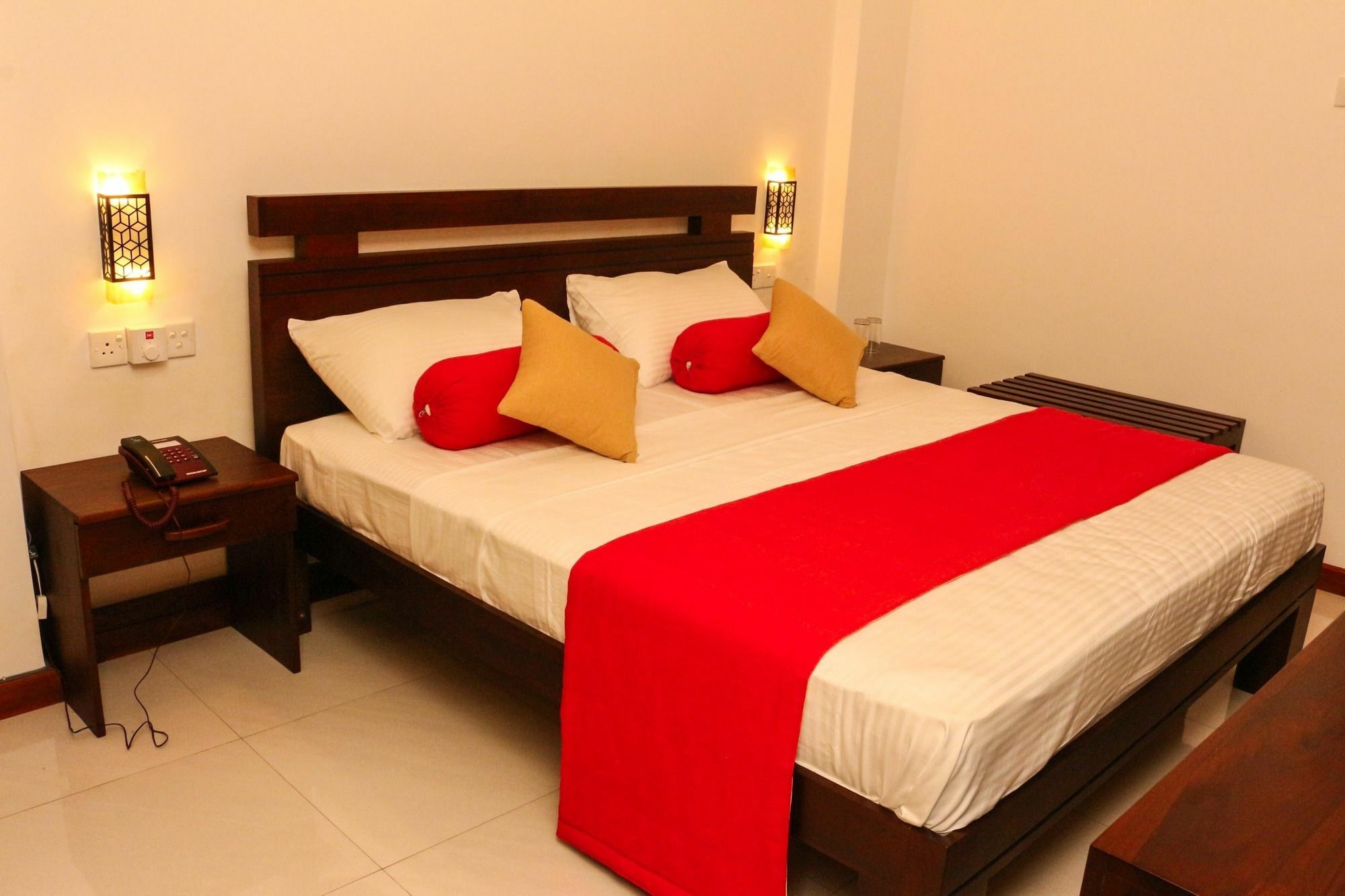 Vin Roma Inn Kandy Buitenkant foto